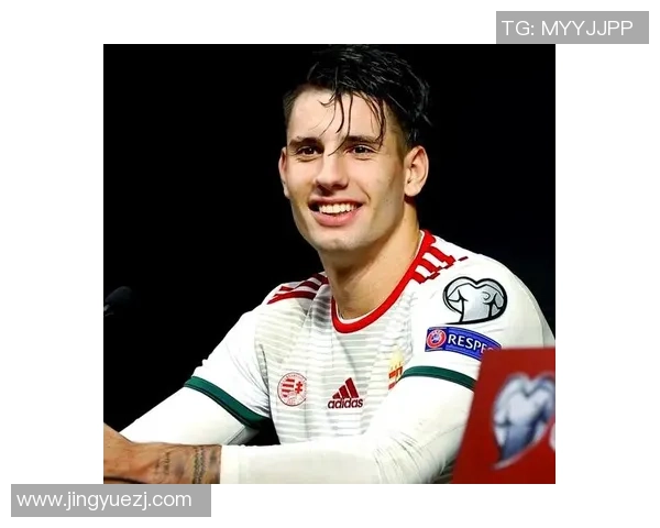 足球球星摆饰：打造个性化家居空间的足球魅力与经典时刻