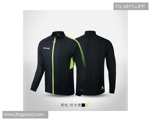 足球球星穿的外套价格揭秘 究竟有哪些名牌外套值得关注 足球球星穿的外套价格揭秘 究竟有哪些名牌外套值得关注